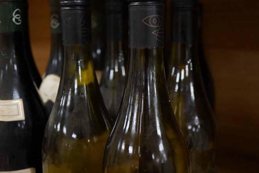 Casablanca Valley Vina Laroche Sauvignon Blanc, 2013, five bottles, and Clos du Gaiment Vouvray, 1990, twelve bottles